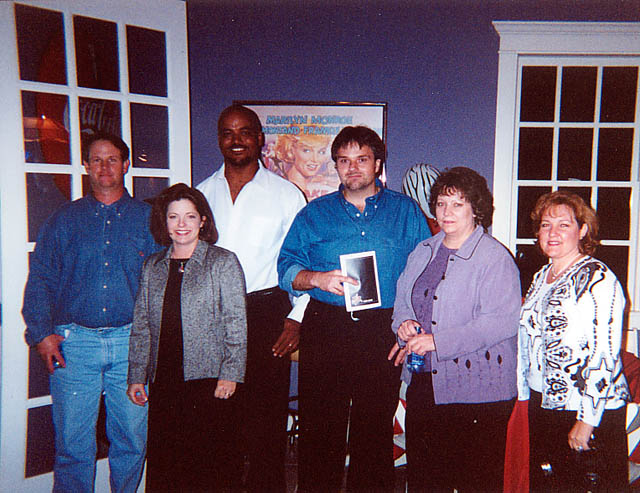 Click to display next picture